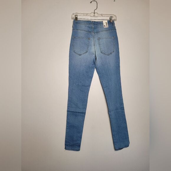 NEW Aphrodite Jeans Skinny Split Knee Light Wash High Waist Size 29 Minimalist - Picture 8 of 9